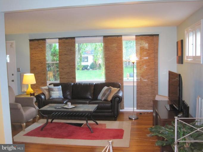 26 Ridgefield Road Lutherville-Timonium, MD 21093 - Photo 4 of 15 Dining Room #2