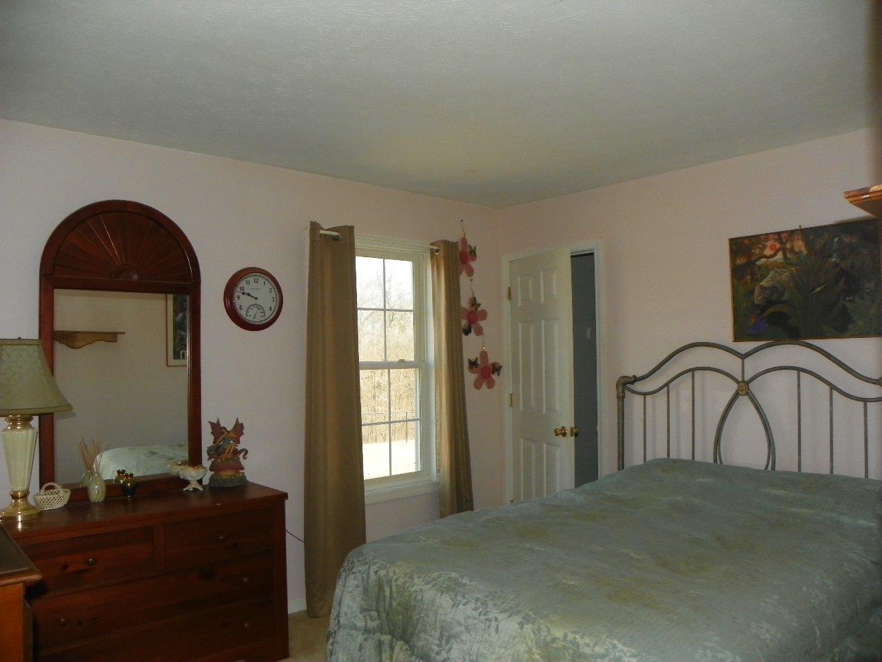 25066 Chapel Road Laurel, IN 47024 - Photo 9 of 17