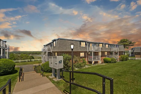 $359,900 | 145 Essex Avenue, Unit 519, Gloucester, MA 01930