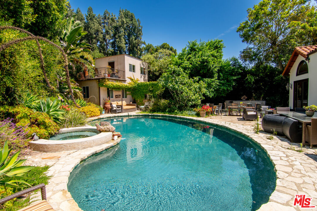 1260 Roscomare Road Los Angeles, CA 90077 - Photo 55 of 75