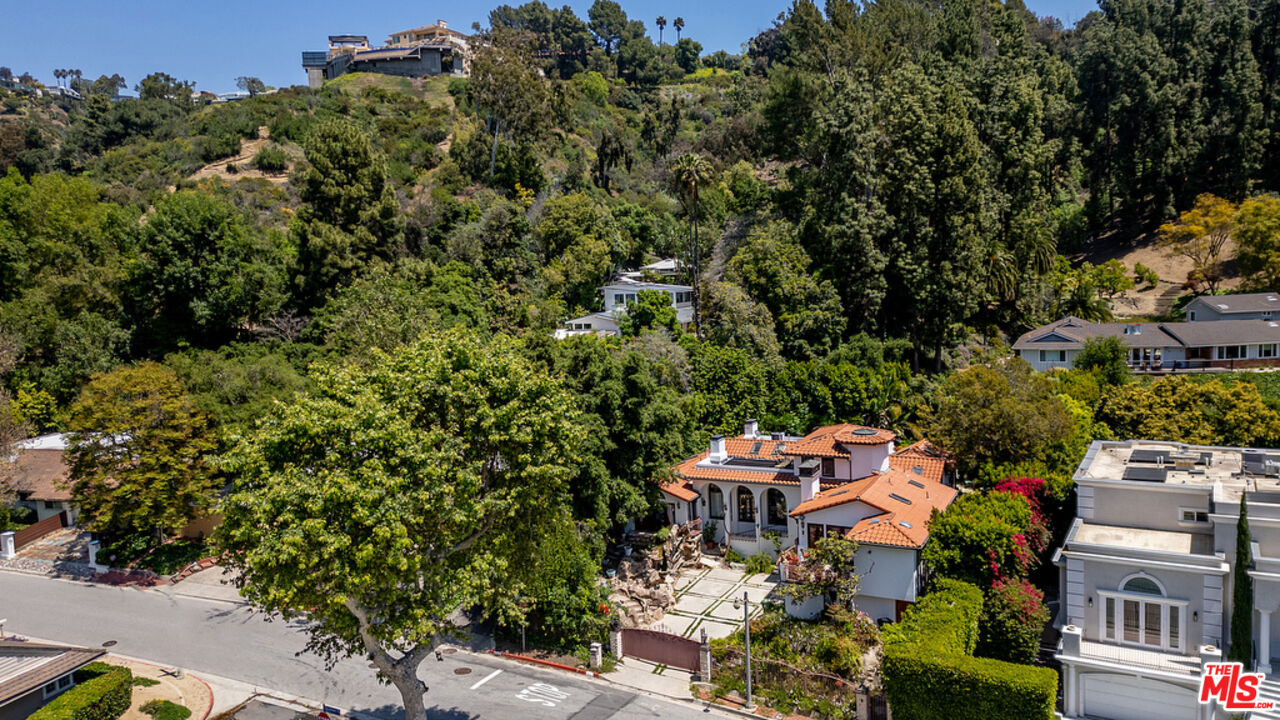 1260 Roscomare Road Los Angeles, CA 90077 - Photo 73 of 75