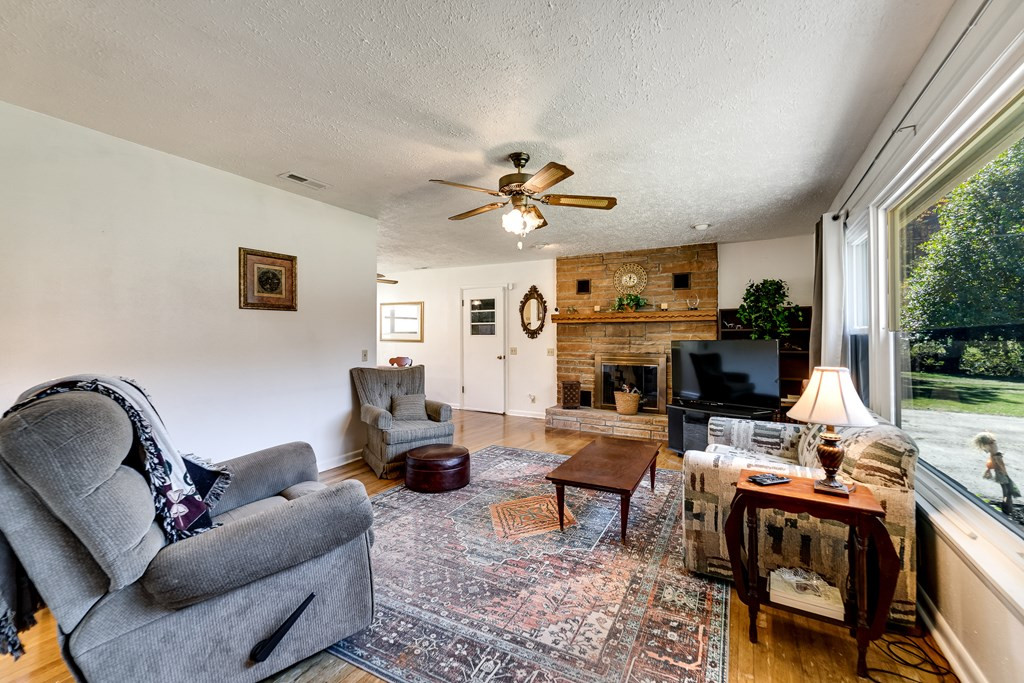 59 Poison Branch Road Robbinsville, NC 28771 - Photo 8 of 58 Gallery Image 8