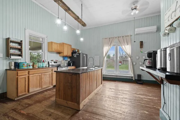 $300,000 | 203 Chestnut Street, Farmington, WA 99128