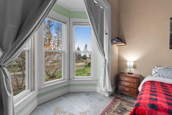 $300,000 | 203 Chestnut Street, Farmington, WA 99128