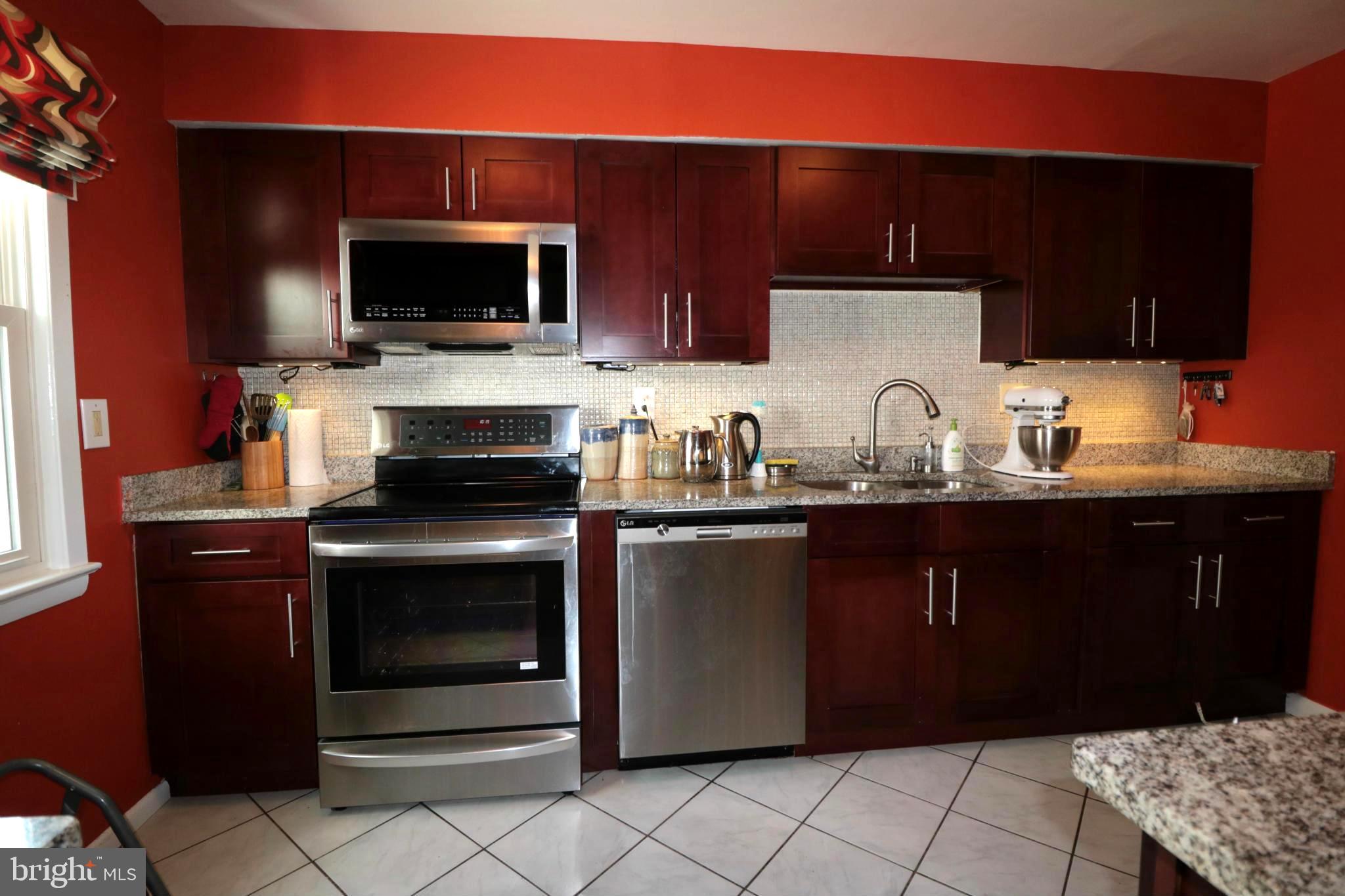 1113 Chiswell Lane Silver Spring, MD 20901 - Photo 4 of 14 Kitchen