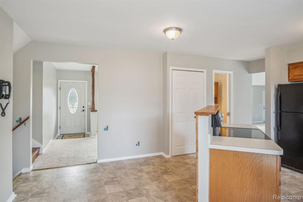 5236 Pratt Road Lapeer, MI 48446 - Photo 12 of 37