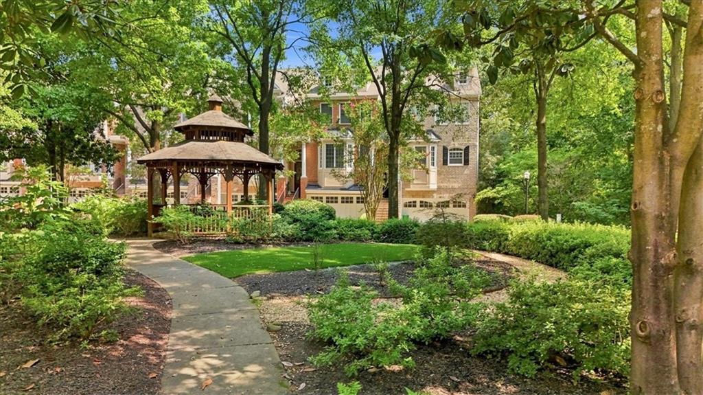1017 Emory Parc Place Decatur, GA 30033 - Photo 3 of 46 Gallery Image 3