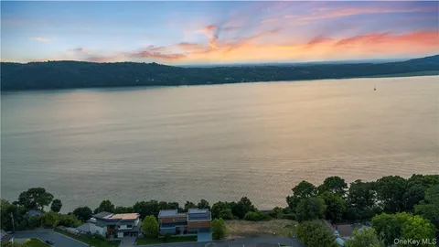 $750,000 | 11 Fairlawn Avenue, Dobbs Ferry, NY 10522
