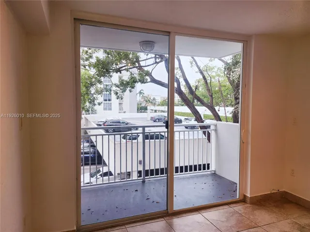 $2,500 | 1666 West Avenue, Unit 312, Miami Beach, FL 33139