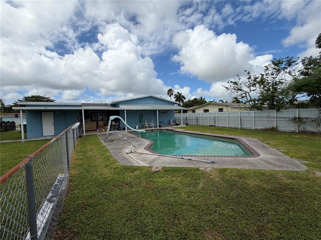 14850 Southwest 297th Street Homestead, FL 33033 - Photo 31 of 38