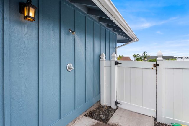 a view of a storage & utility room