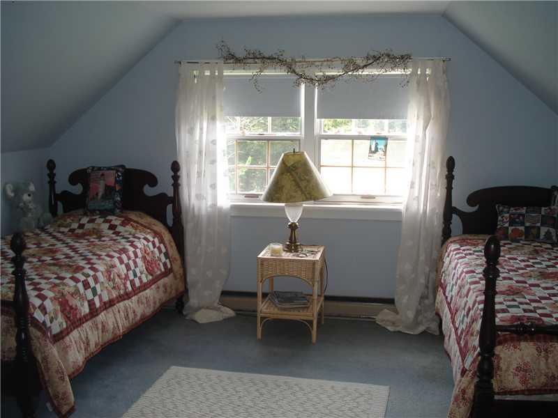 60 Nahanada Road New Harbor, ME 04554 - Photo 4 of 14 Bedroom.