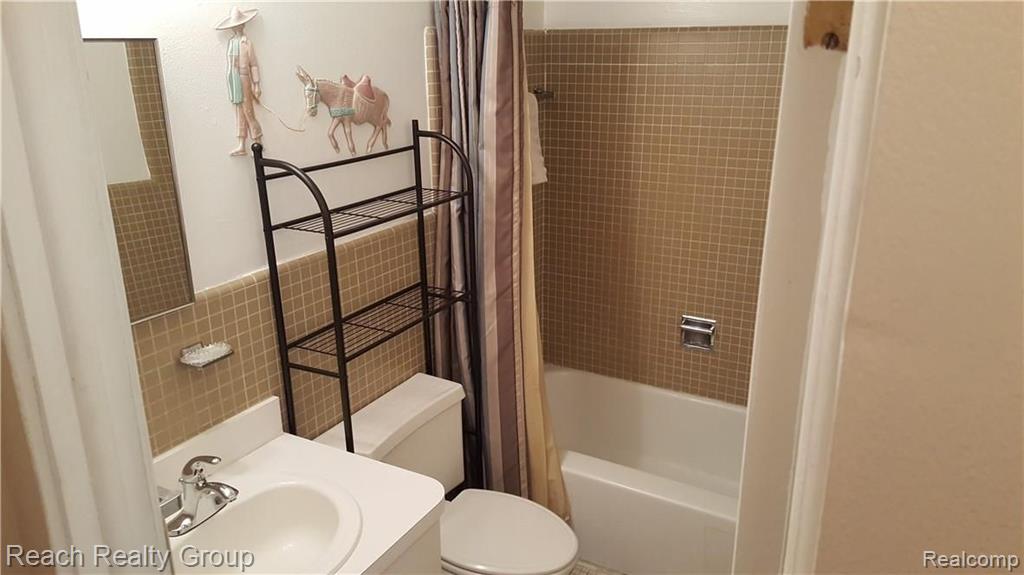 25545 Lahser Road Southfield, MI 48033 - Photo 6 of 6