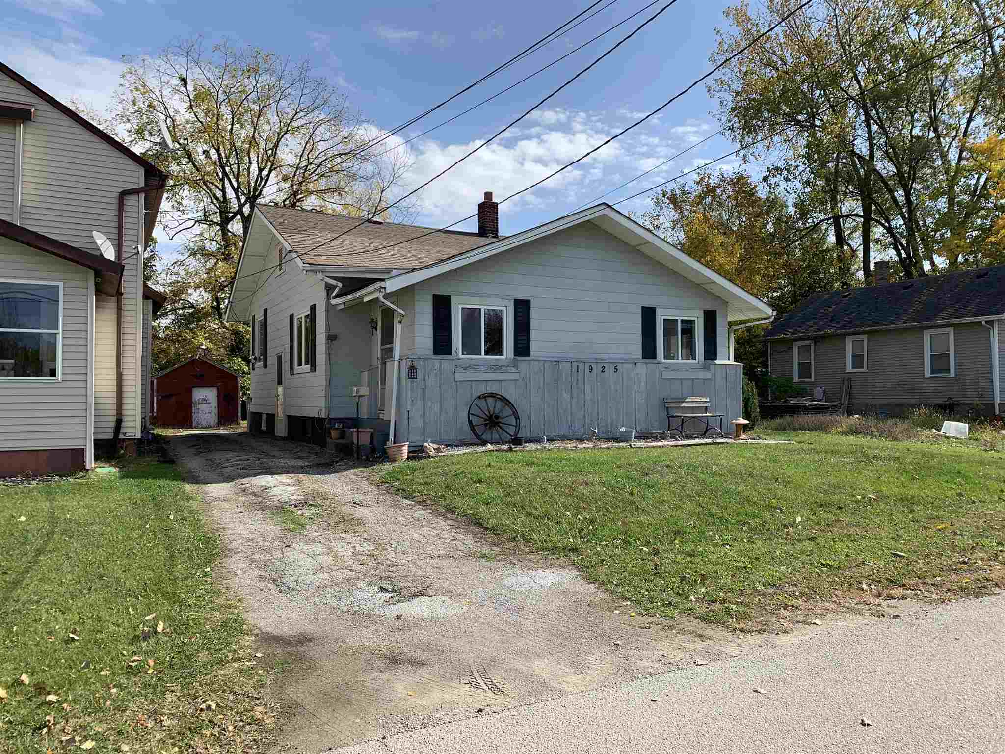 1925 Sheridan Road Fort Wayne, IN 46803 - Photo 2 of 23