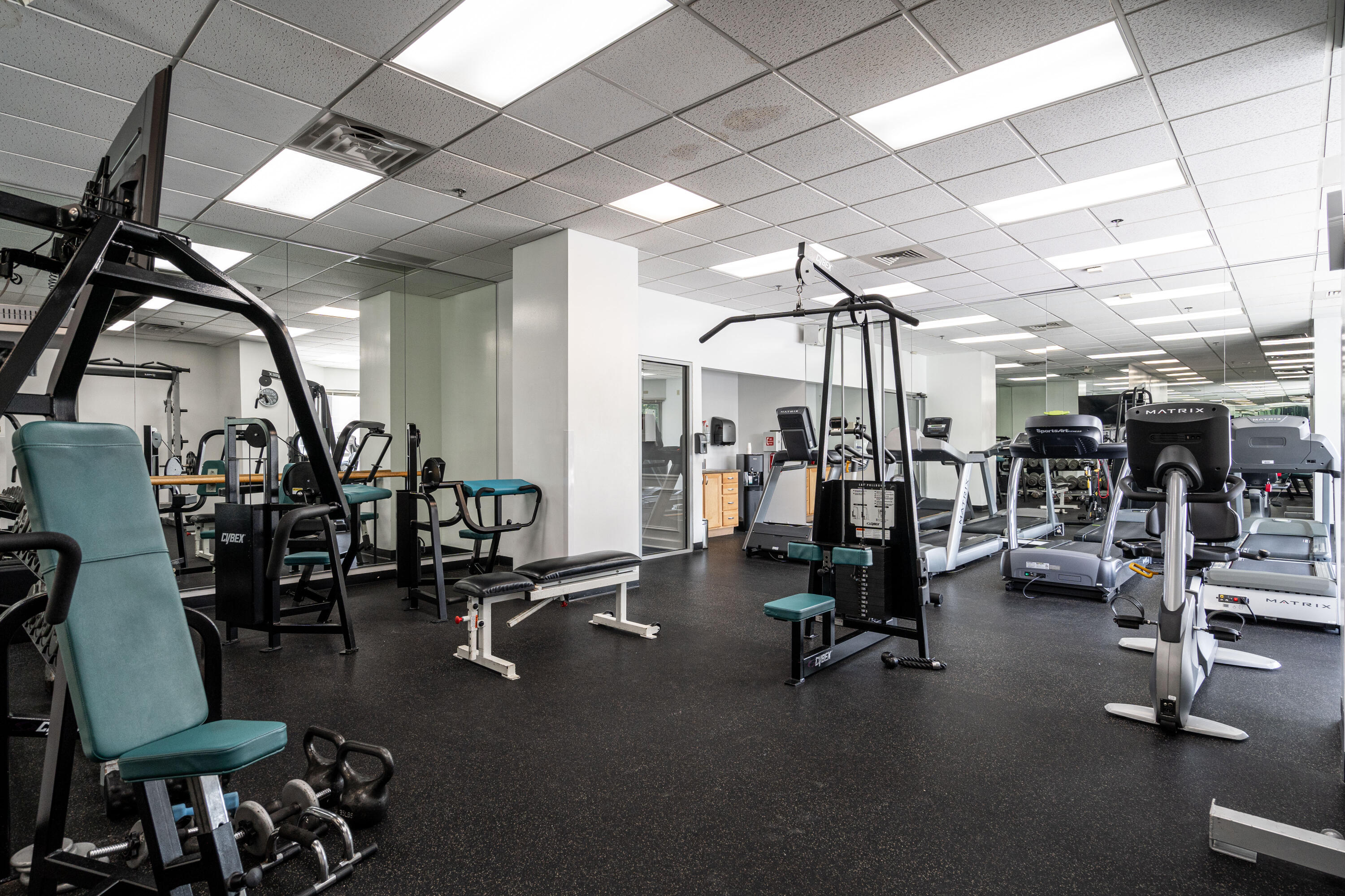 1660 North Prospect Avenue, Unit 2201 Milwaukee, WI 53202 - Photo 20 of 29 Workout Facilities