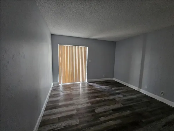 $2,000 | 9862 Nob Hill Court, Sunrise, FL 33351