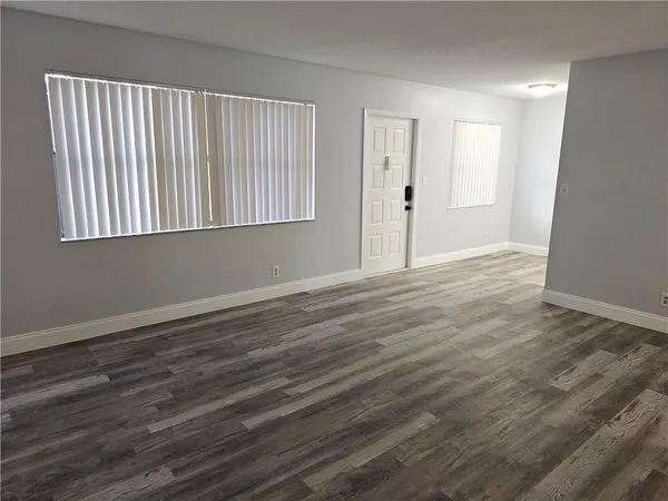 $2,000 | 9862 Nob Hill Court, Sunrise, FL 33351