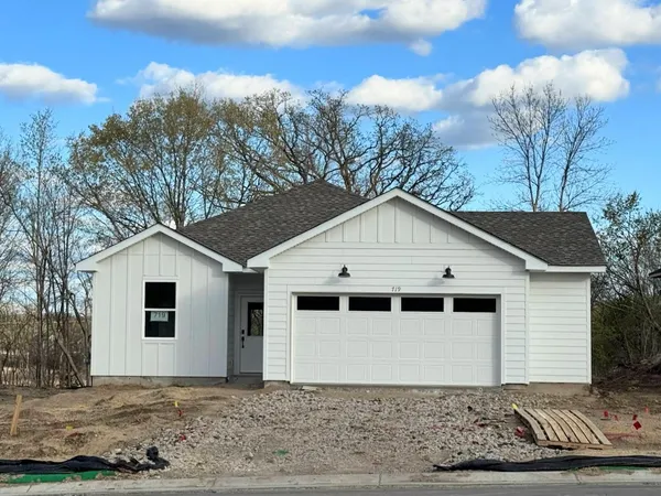 $369,044 | 719 Vista Court, Hanover, MN 55341