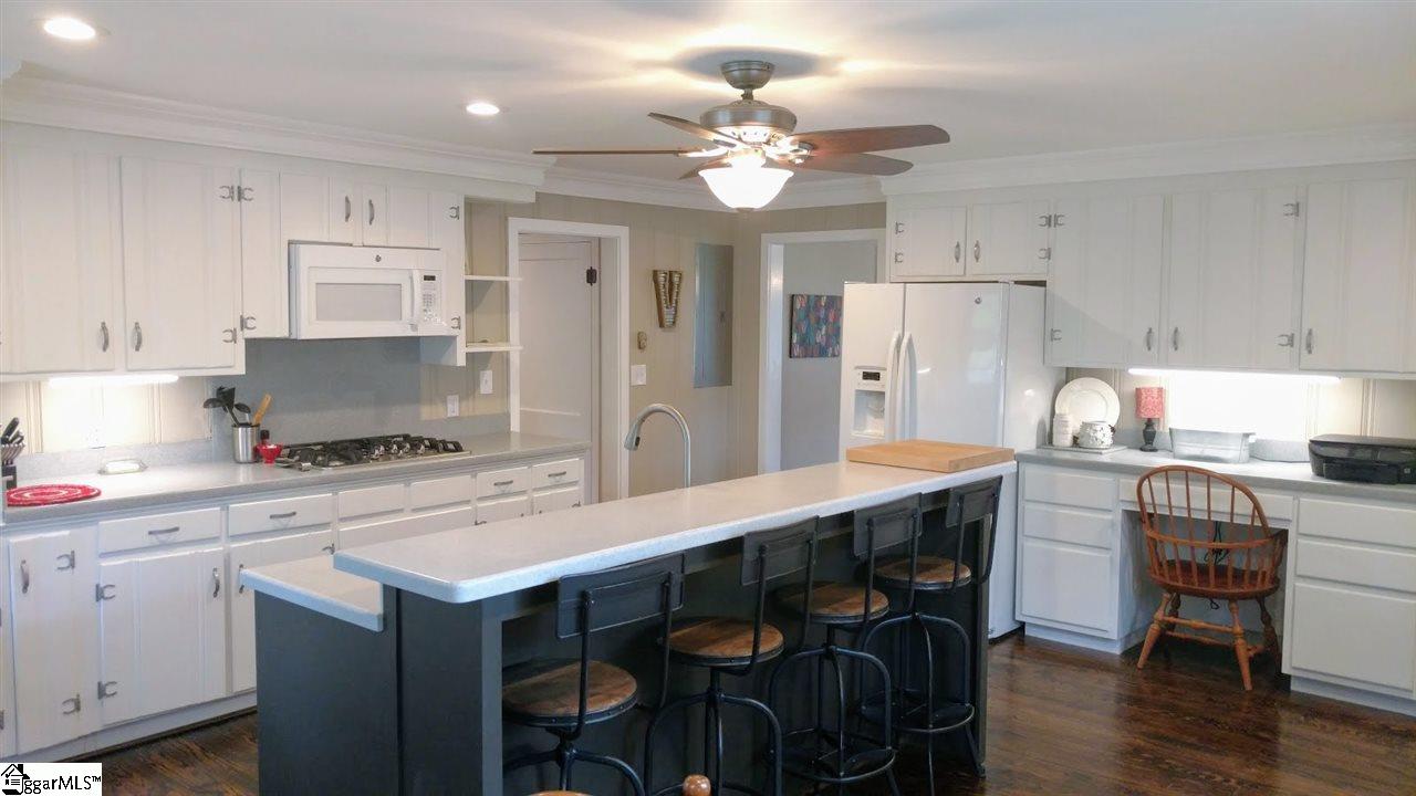 302 West Maple Street Clinton, SC 29325 - Photo 11 of 21