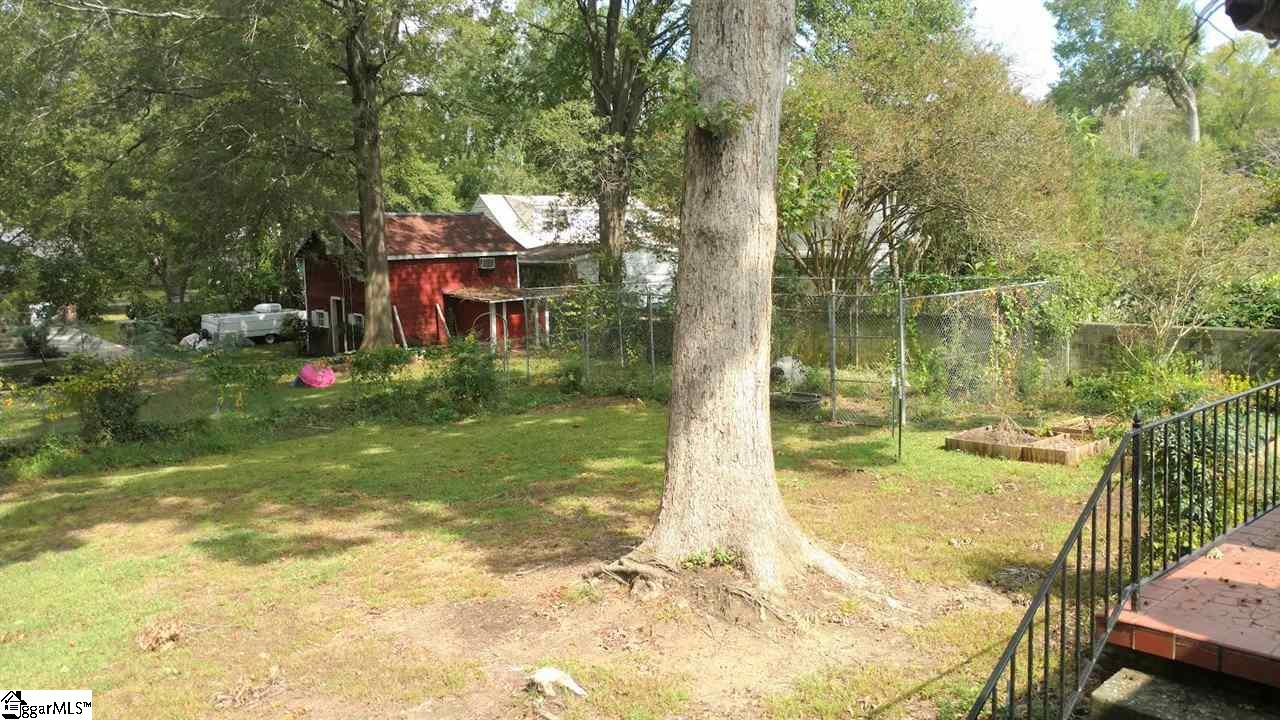 302 West Maple Street Clinton, SC 29325 - Photo 19 of 21