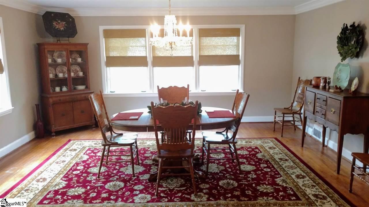 302 West Maple Street Clinton, SC 29325 - Photo 9 of 21