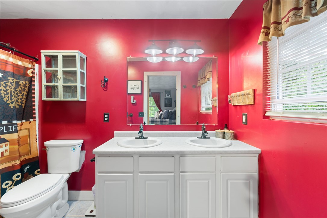 38 Audubon Lane Coventry, RI 02831 - Photo 17 of 29