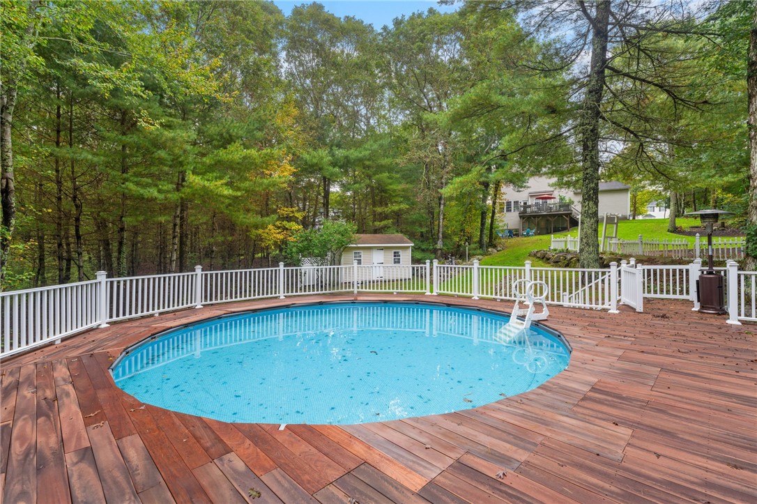 38 Audubon Lane Coventry, RI 02831 - Photo 25 of 29