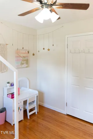 $285,000 | 712 Old Elizabethton Highway, Bluff City, TN 37618