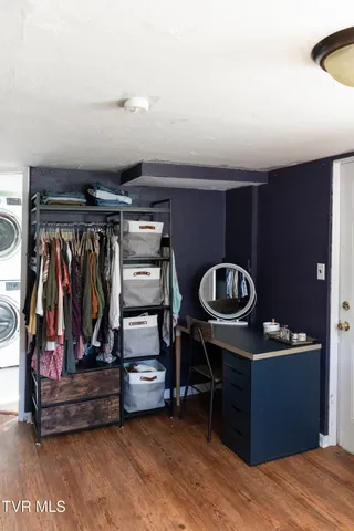 $285,000 | 712 Old Elizabethton Highway, Bluff City, TN 37618