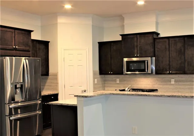 $3,550 | 2503 Norwood Drive Southeast, Smyrna, GA 30080