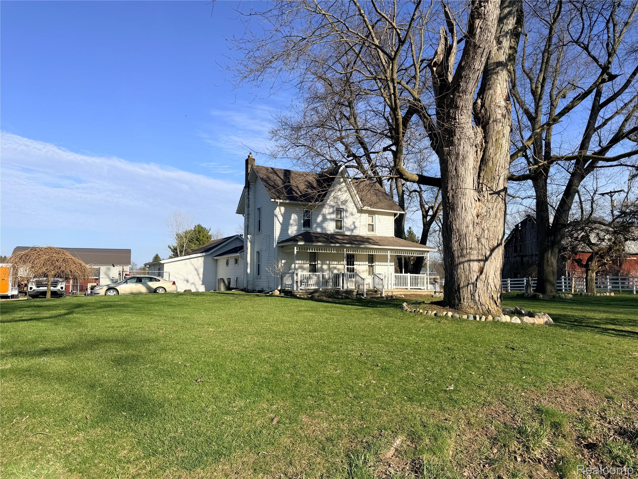 6038 Byron Road Howell, MI 48855 - Photo 2 of 24 IMG_1135.jpeg