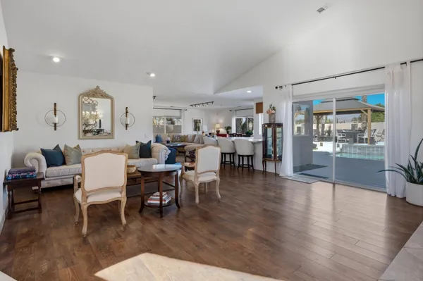 $924,900 | 76984 Sheffield Court, Palm Desert, CA 92211