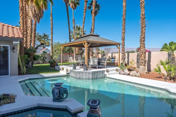 $924,900 | 76984 Sheffield Court, Palm Desert, CA 92211