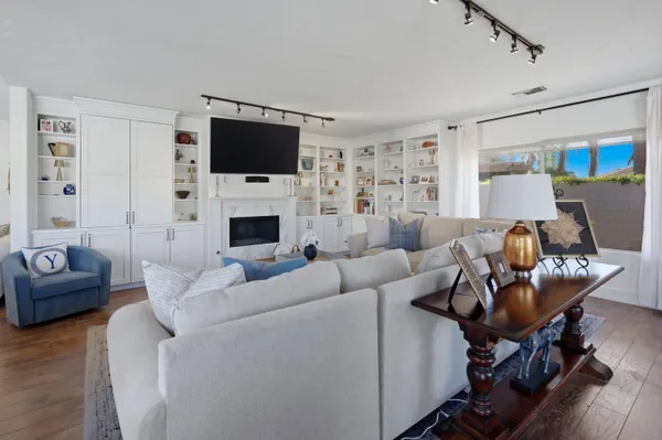 $924,900 | 76984 Sheffield Court, Palm Desert, CA 92211