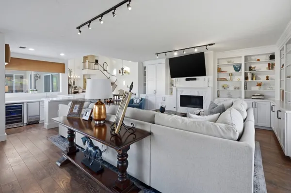 $924,900 | 76984 Sheffield Court, Palm Desert, CA 92211