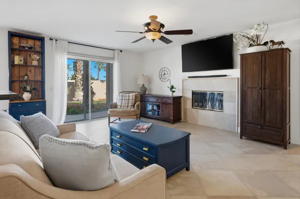 $924,900 | 76984 Sheffield Court, Palm Desert, CA 92211