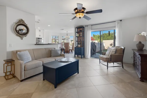 $924,900 | 76984 Sheffield Court, Palm Desert, CA 92211