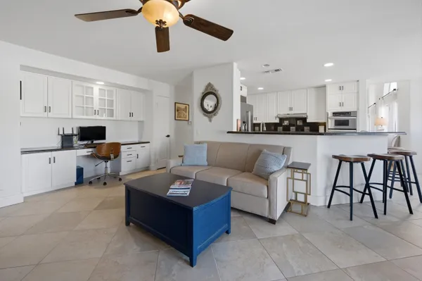 $924,900 | 76984 Sheffield Court, Palm Desert, CA 92211