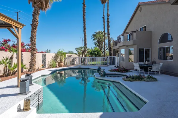 $924,900 | 76984 Sheffield Court, Palm Desert, CA 92211