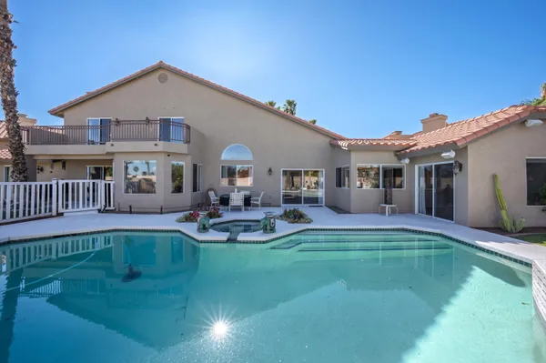 $924,900 | 76984 Sheffield Court, Palm Desert, CA 92211