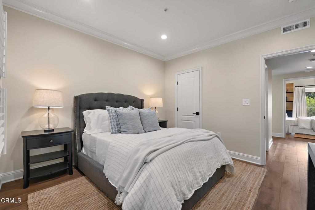 108 South El Molino Avenue, Unit 106 Pasadena, CA 91101 - Photo 23 of 28 24