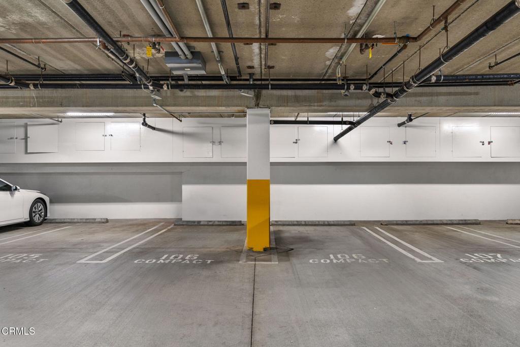 108 South El Molino Avenue, Unit 106 Pasadena, CA 91101 - Photo 26 of 28 28