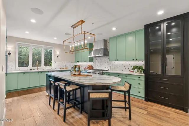 $1,600,000 | 108 South El Molino Avenue, Unit 106, Pasadena, CA 91101