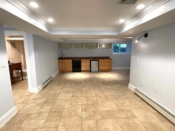 $2,600 | 36 Sunhill Lane, Unit G2, Newton, MA 02459