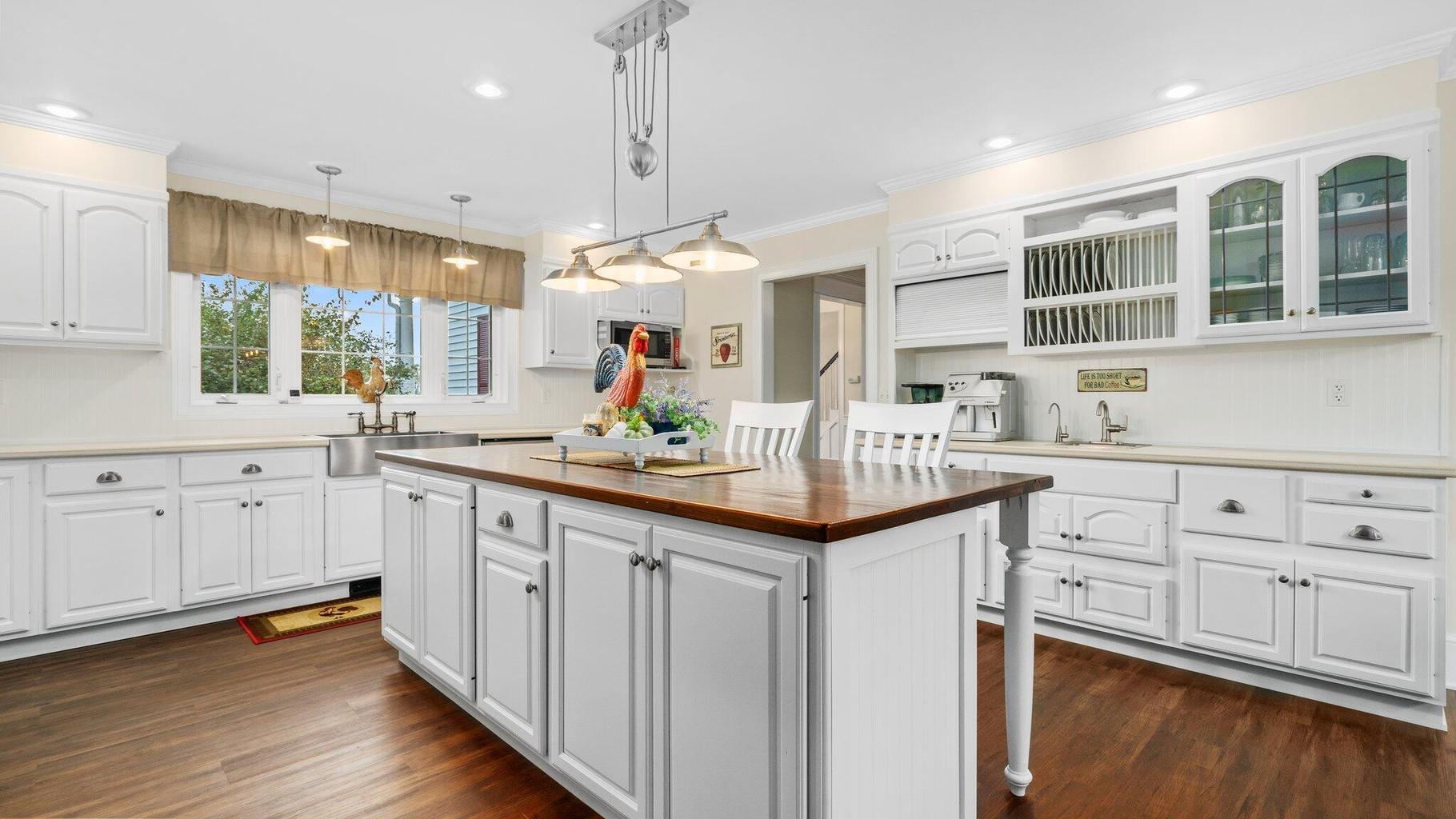 20481 Northland Drive Paris, MI 49338 - Photo 15 of 31 kitchen