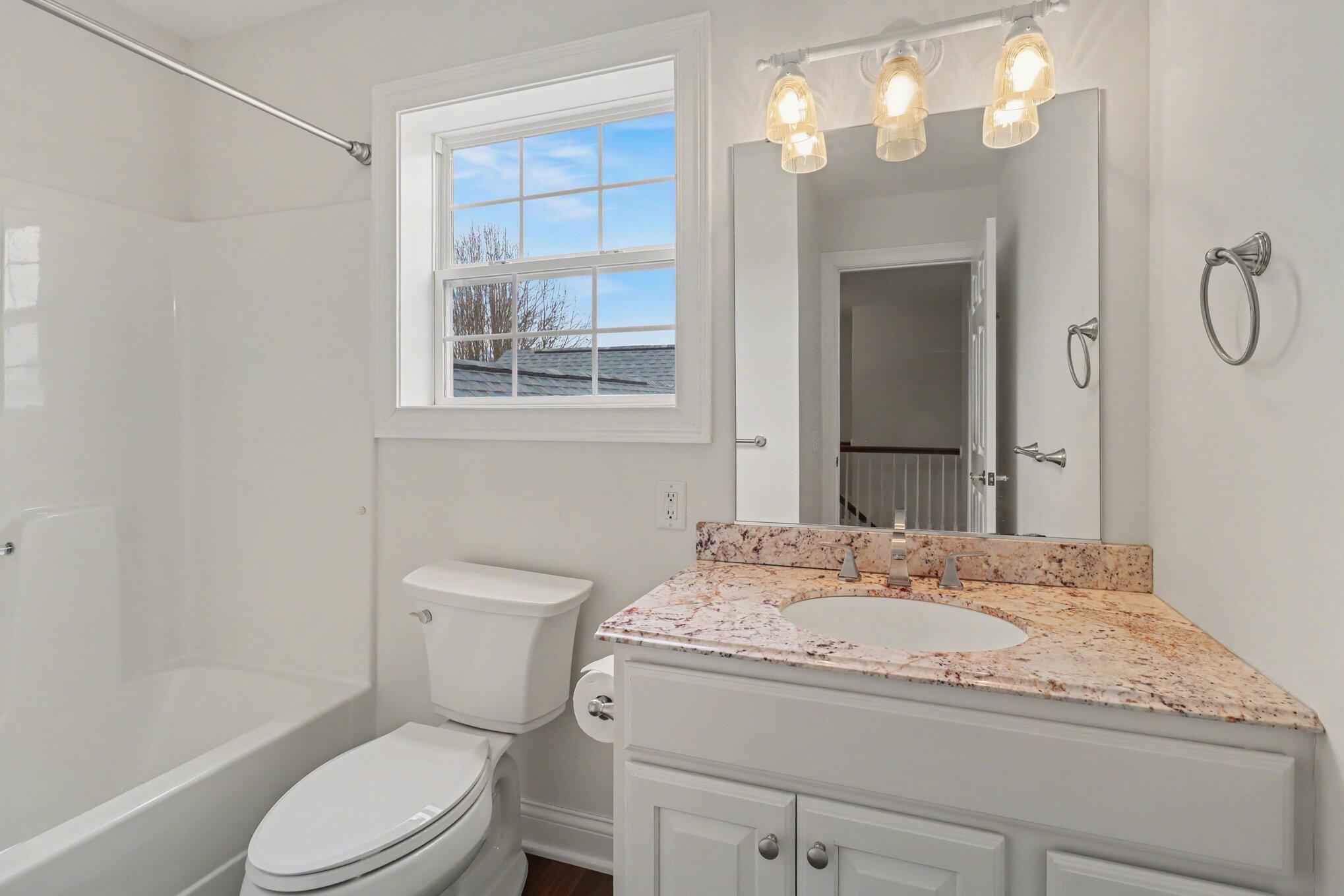 20481 Northland Drive Paris, MI 49338 - Photo 25 of 31 full upstairs bath