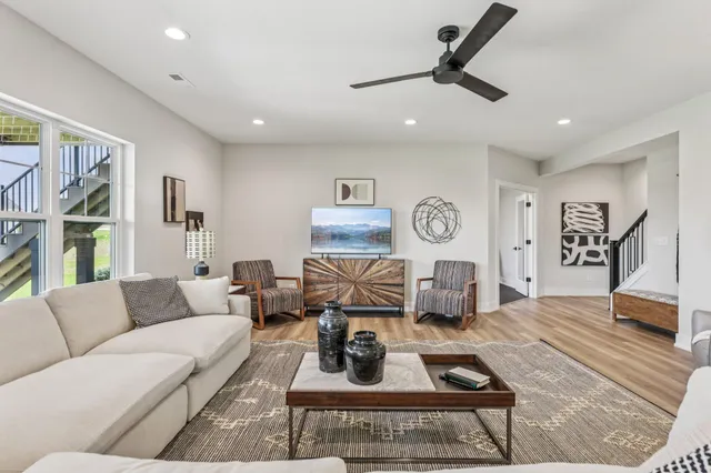 $1,349,900 | 1103 Moll Drive, Waunakee, WI 53597