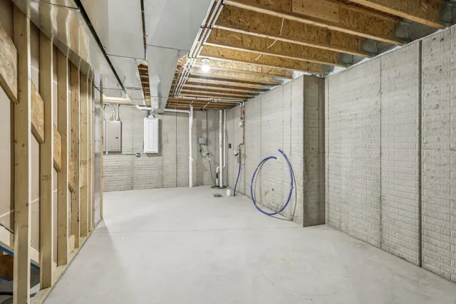 $1,349,900 | 1103 Moll Drive, Waunakee, WI 53597