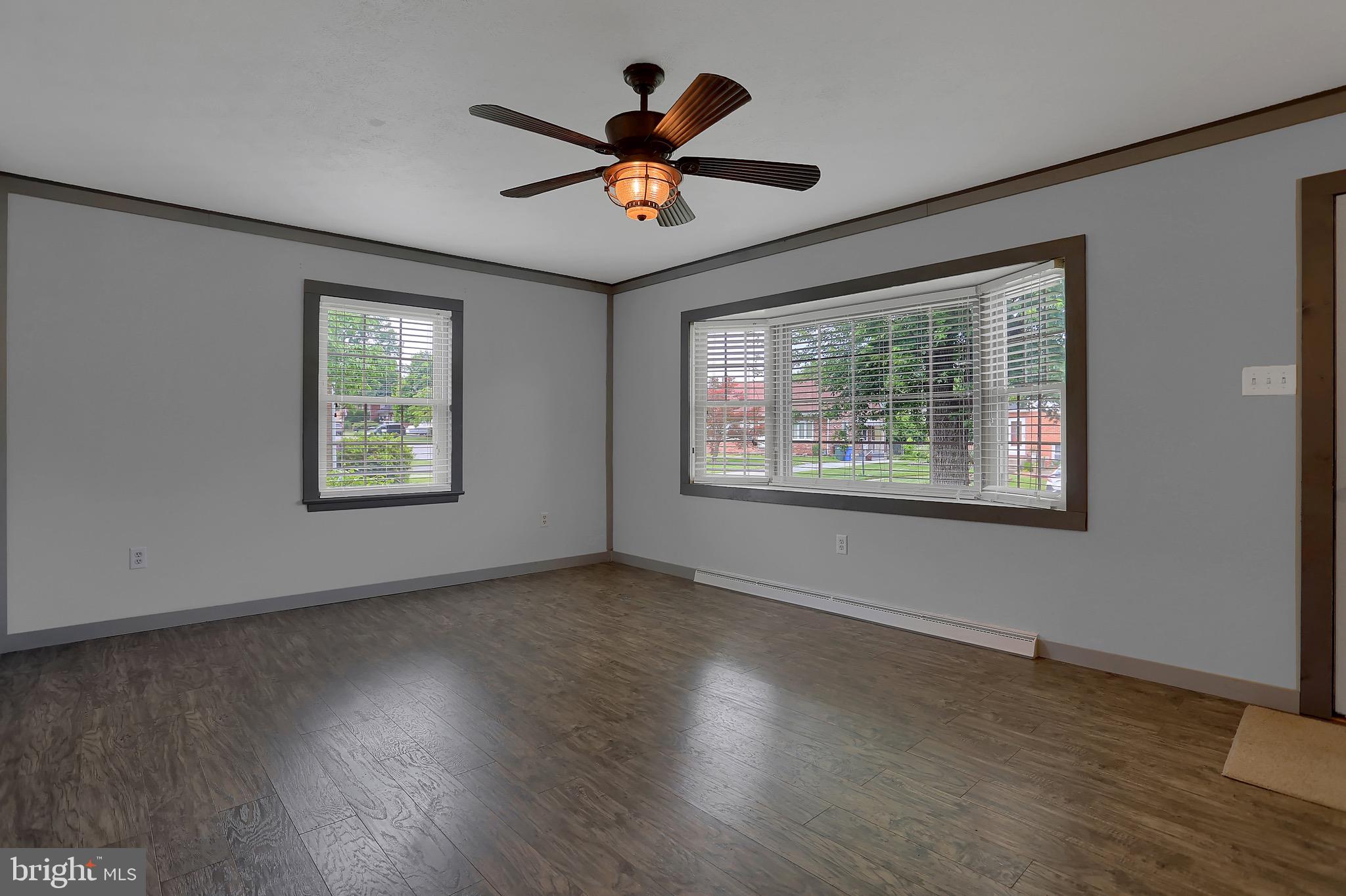 313 Wynwood Road York, PA 17402 - Photo 12 of 29 Gallery Image 12