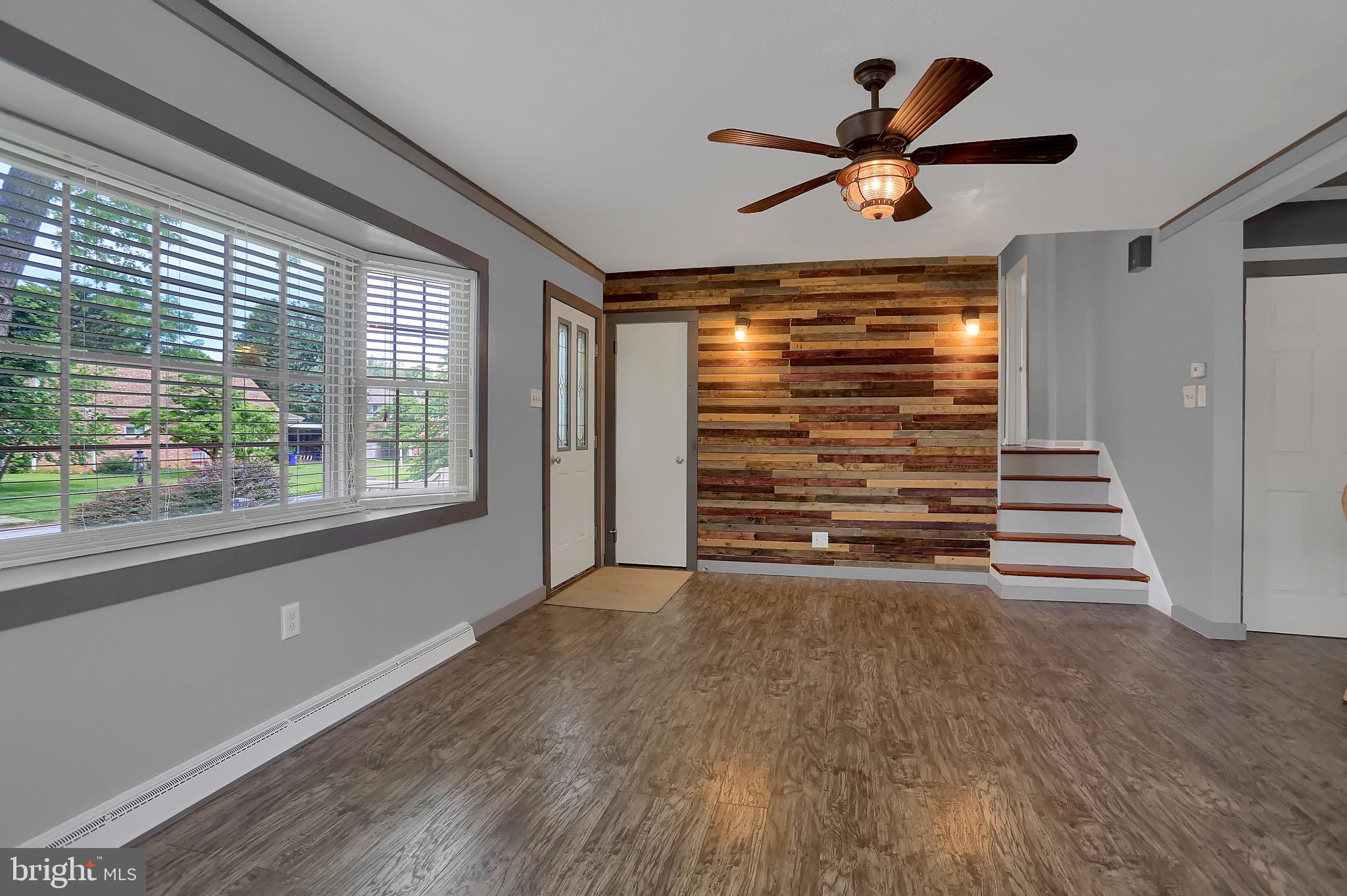 313 Wynwood Road York, PA 17402 - Photo 13 of 29 Gallery Image 13